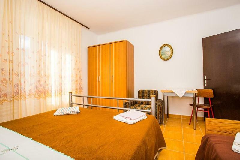 Apartment Dragica Jurandvor Exterior photo